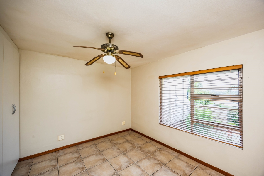 4 Bedroom Property for Sale in Beacon Bay Eastern Cape
